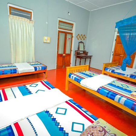 Jaffna Premier Inn Ngoại thất bức ảnh