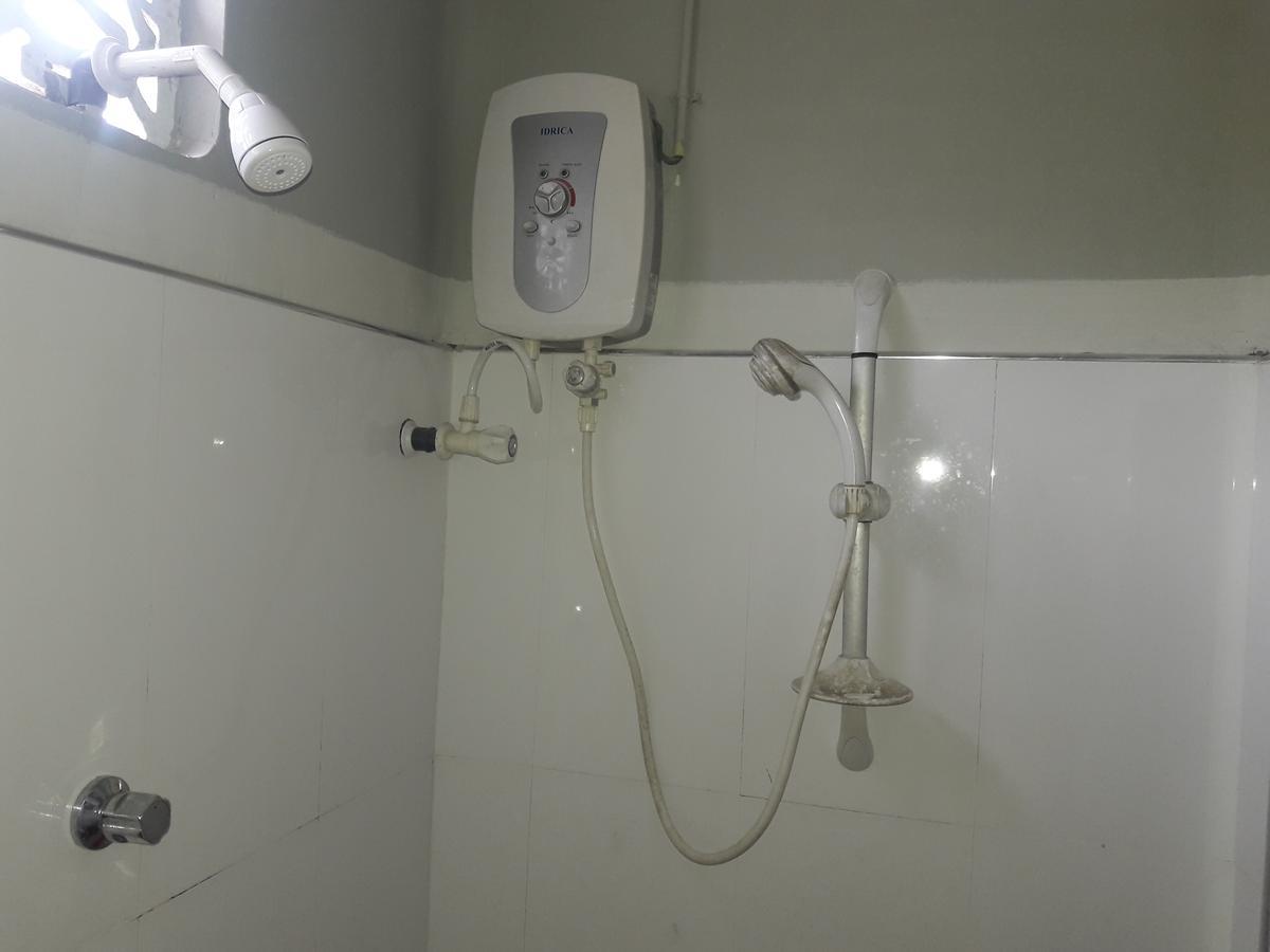 Jaffna Premier Inn Ngoại thất bức ảnh