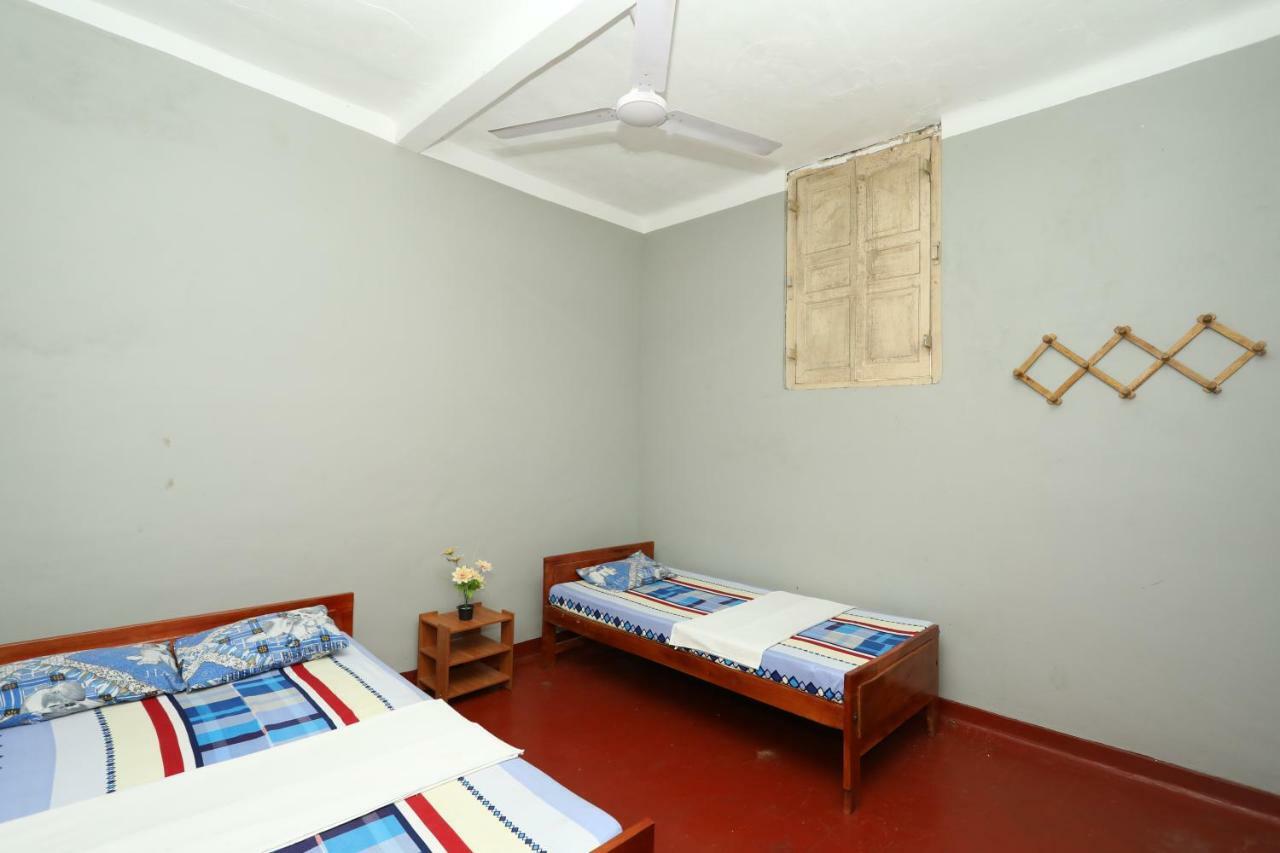 Jaffna Premier Inn Ngoại thất bức ảnh