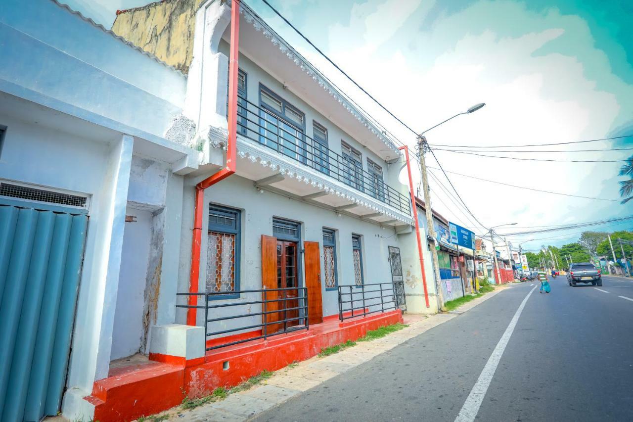 Jaffna Premier Inn Ngoại thất bức ảnh